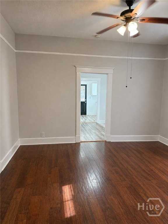 530 E 35th St #A - Photo 5 of 10