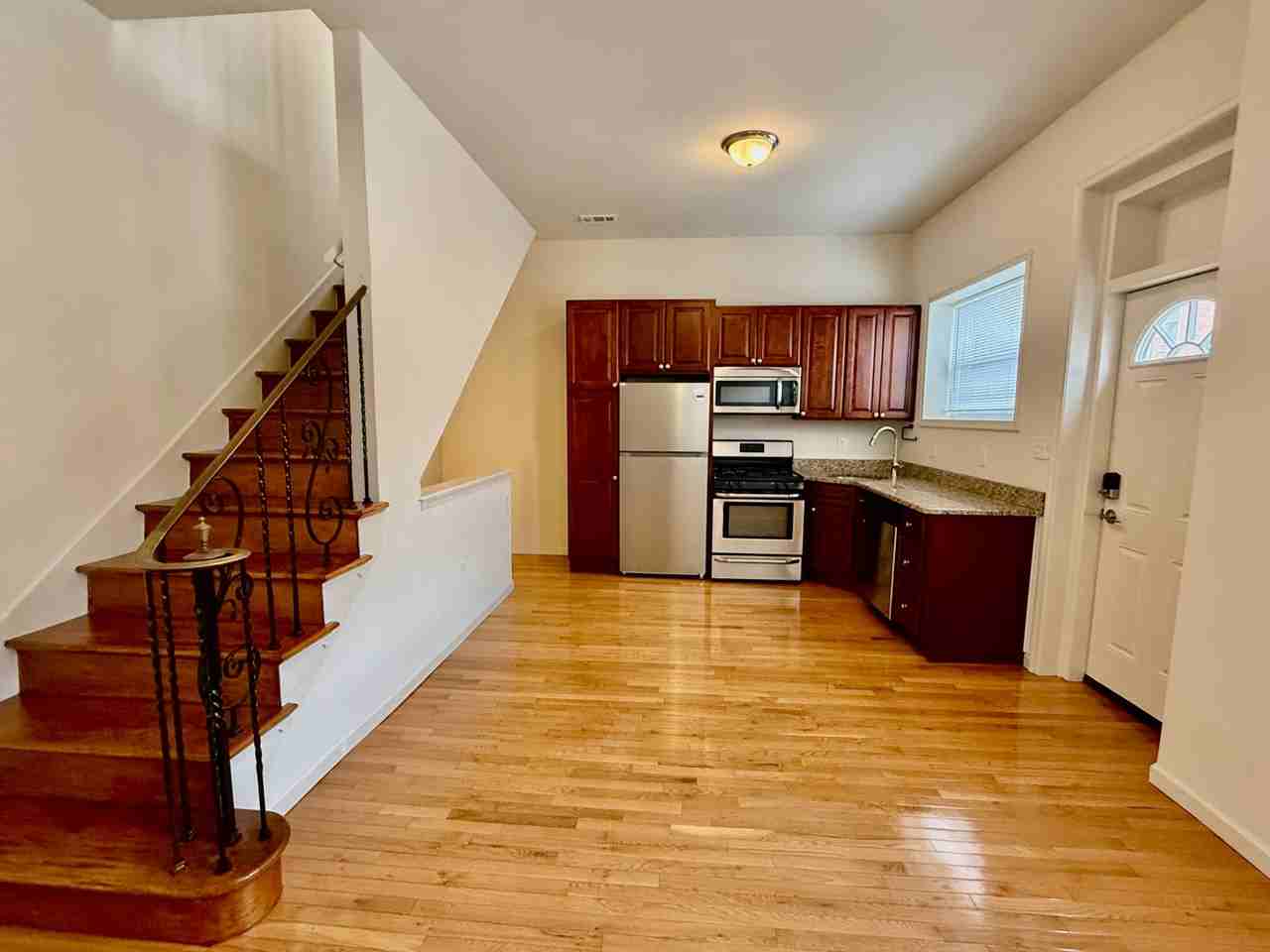 2000 South Chadwick Street - BUnit B #B - Photo 5 of 41