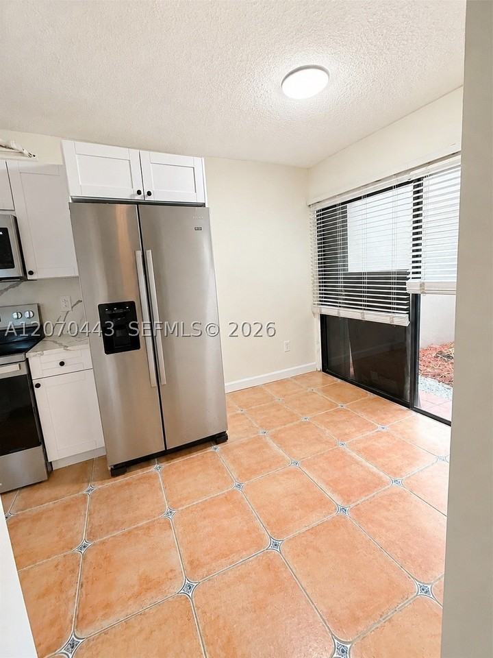 3522 Torremolinos Ave #E31 - Photo 4 of 20