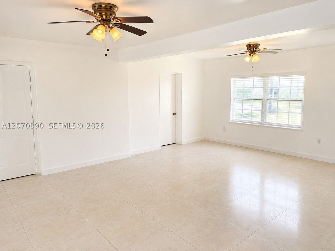 325 Ne 108th St #1 - Photo 5 of 12