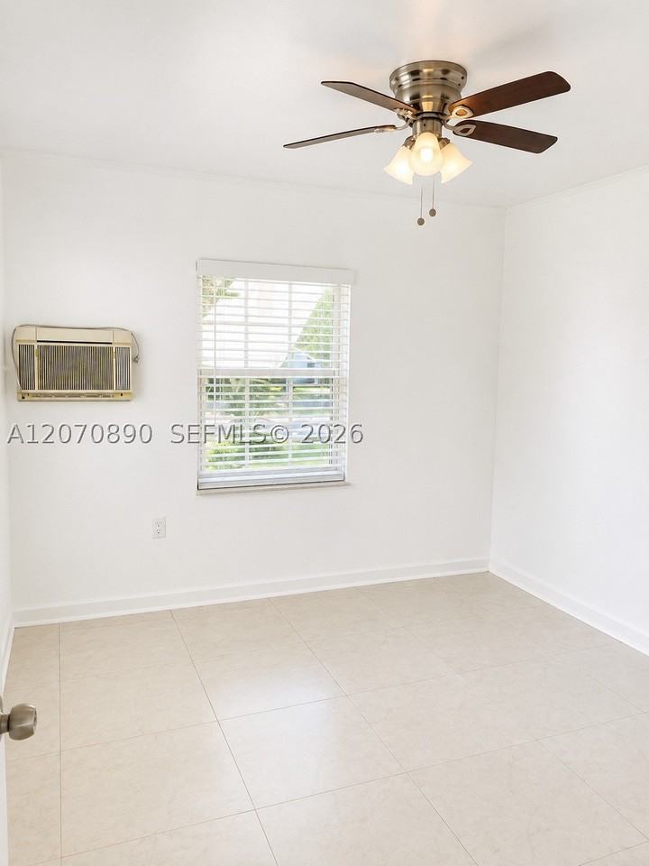 325 Ne 108th St #1 - Photo 7 of 12