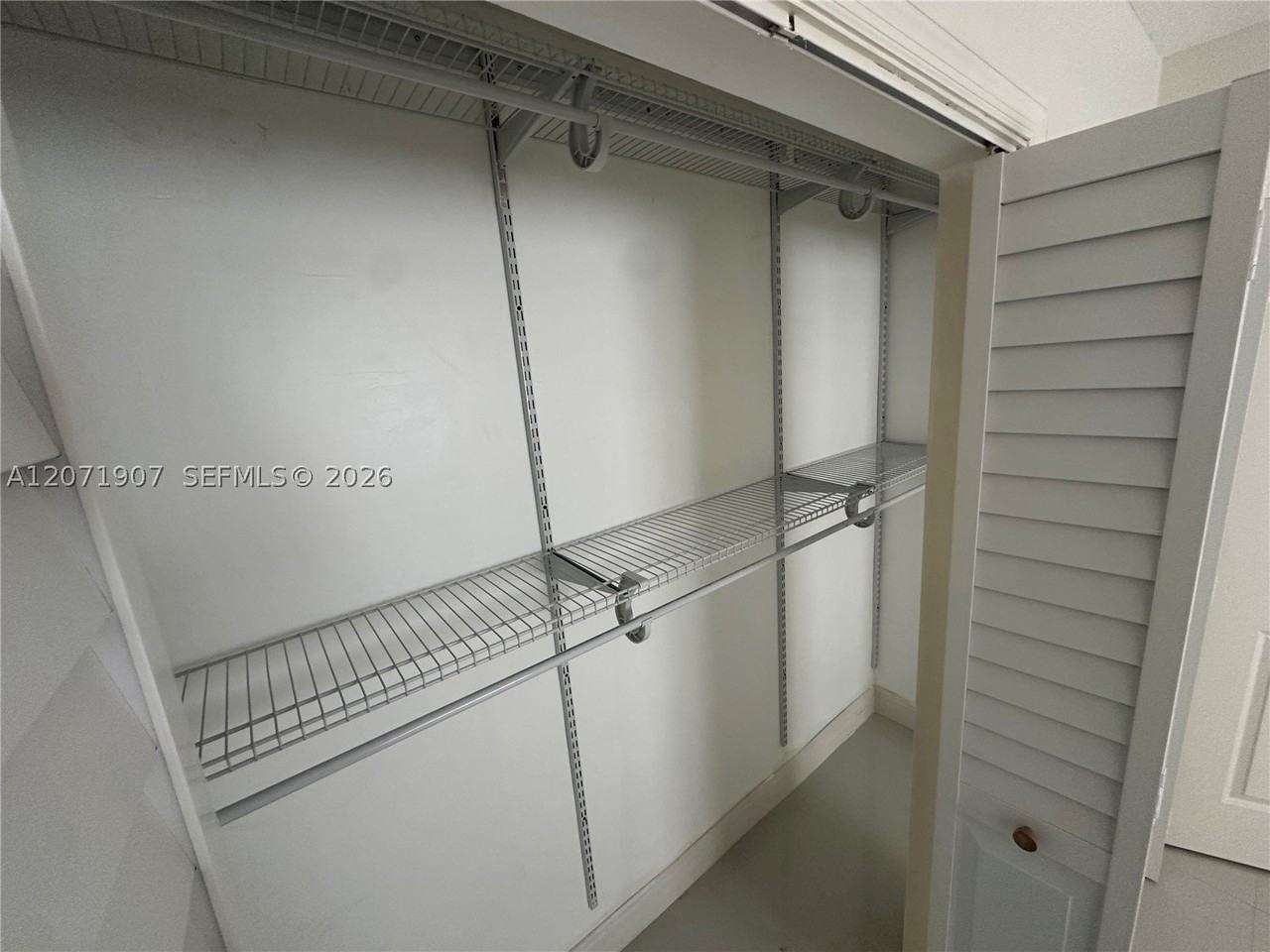 410 Holloway Dr #410 - Photo 7 of 13