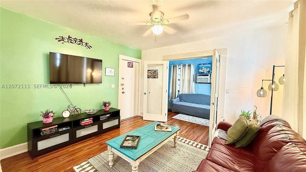 2153 Sw 14th Ter #2 - Photo 3 of 21