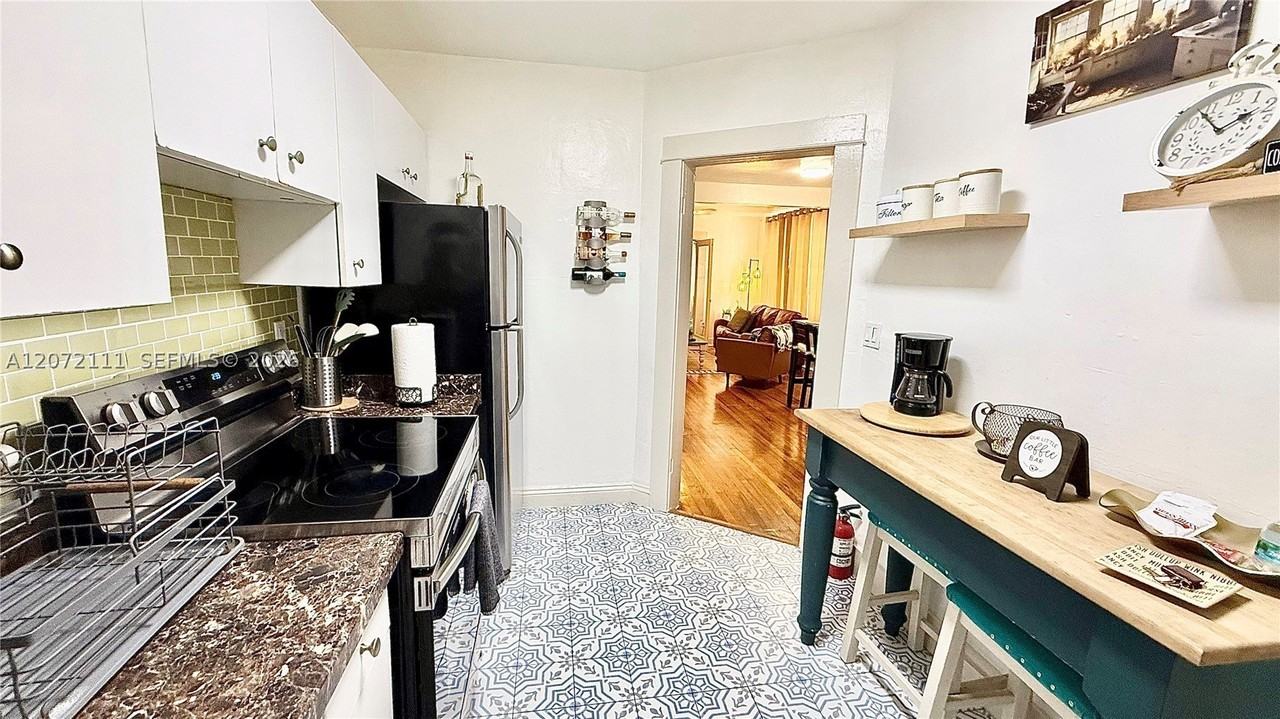 2153 Sw 14th Ter #2 - Photo 7 of 21