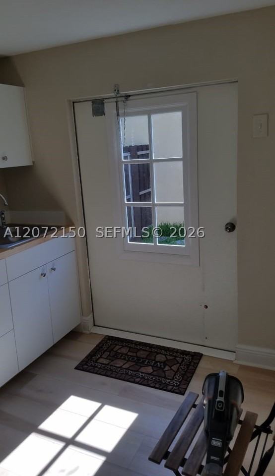15290 Sw 117th Ter #1 - Photo 2 of 9