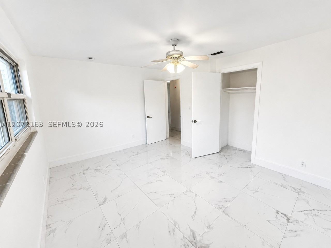 3051 Sw 47th St - Photo 7 of 8