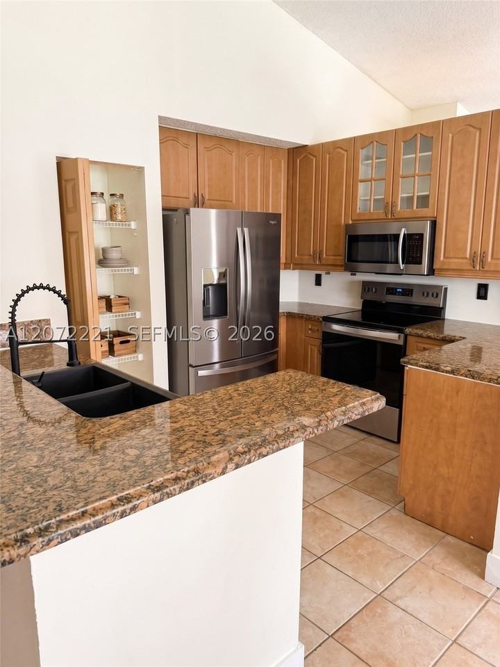 1599 Palermo Dr - Photo 3 of 16