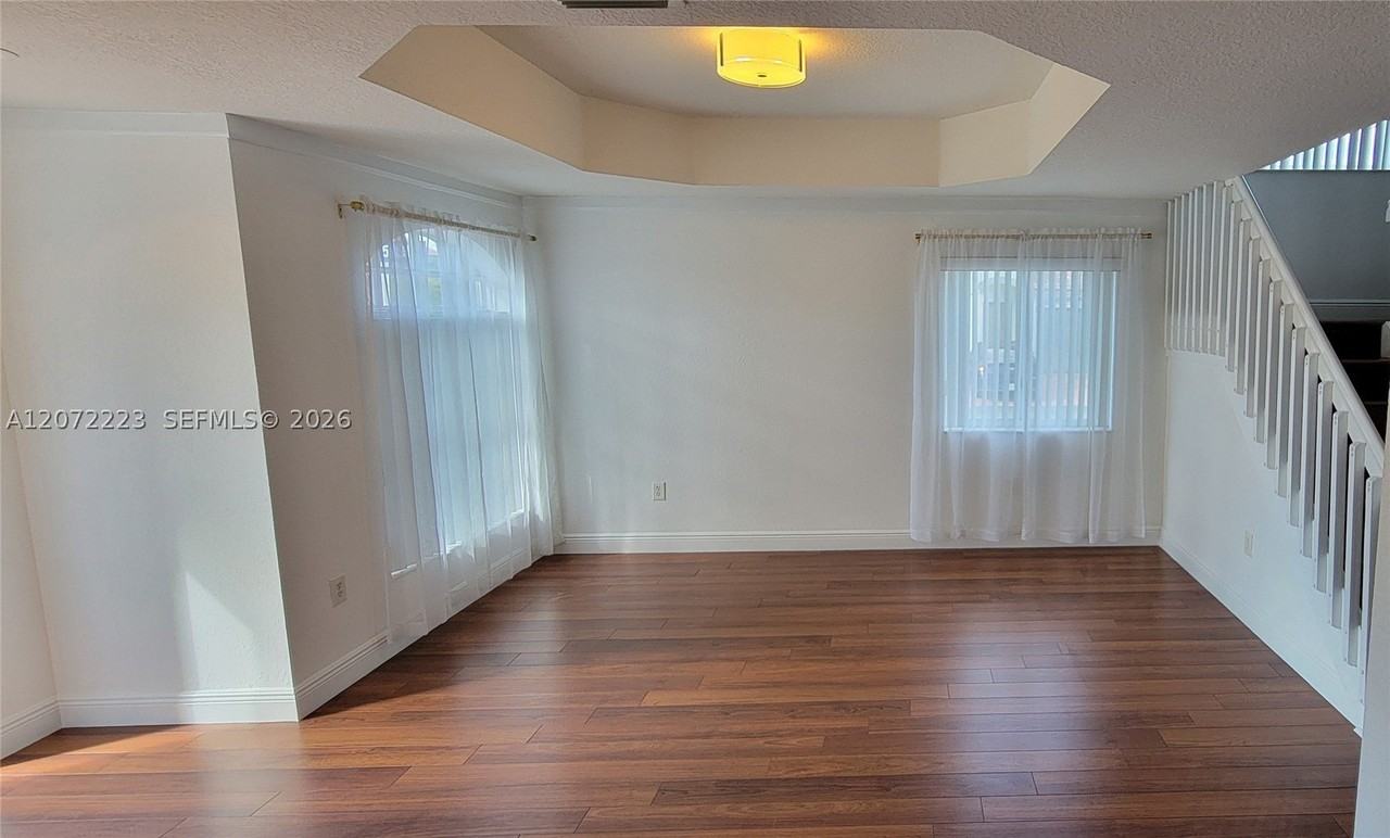5173 Nw 114th Pl - Photo 6 of 33