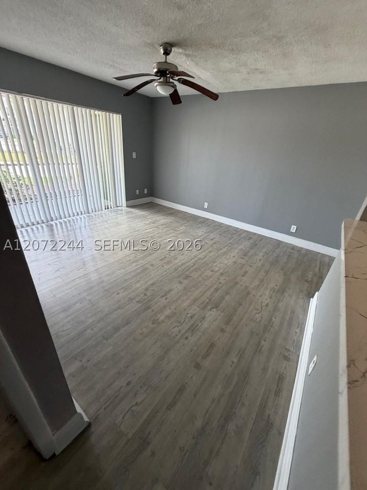5612 Rock Island Rd #143 - Photo 4 of 16