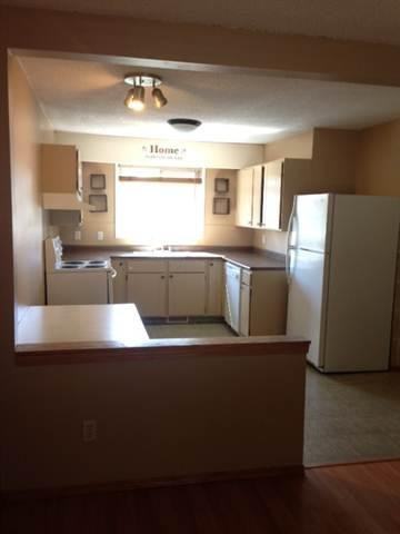 10036 79 Ave - Photo 6 of 10