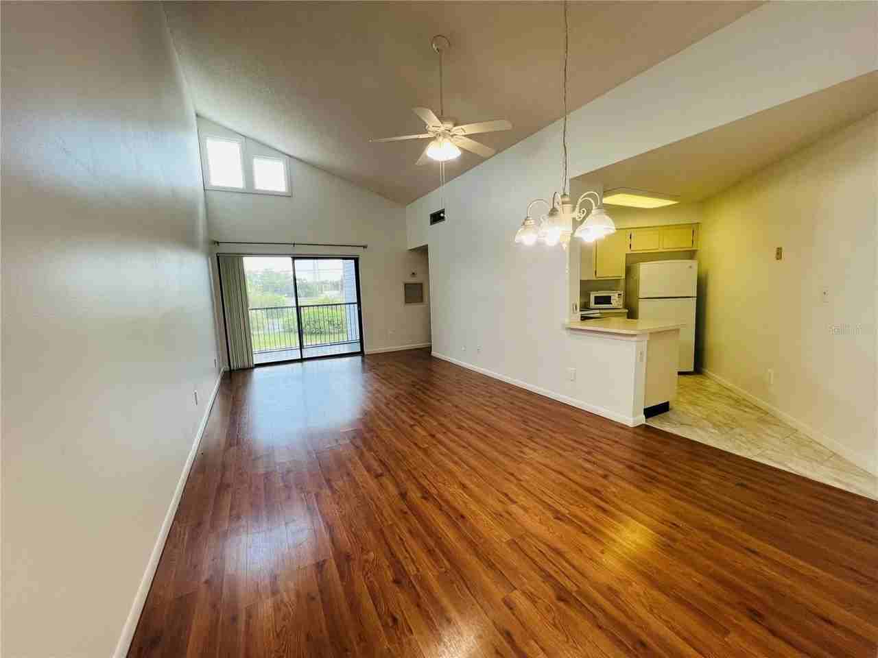 4045 Atrium Dr #U6 - Photo 4 of 45