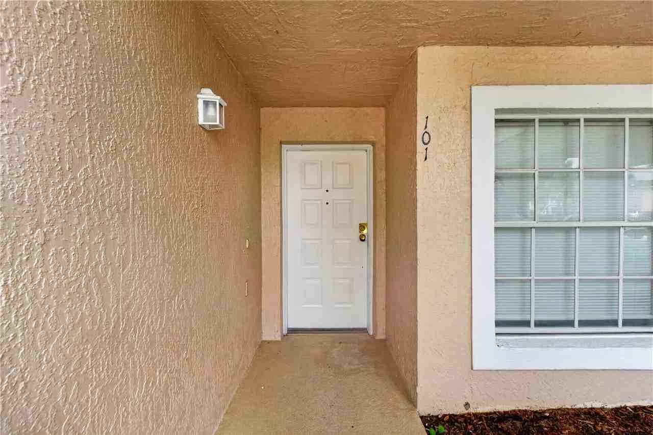 13829 Timberland Dr #101 - Photo 4 of 41