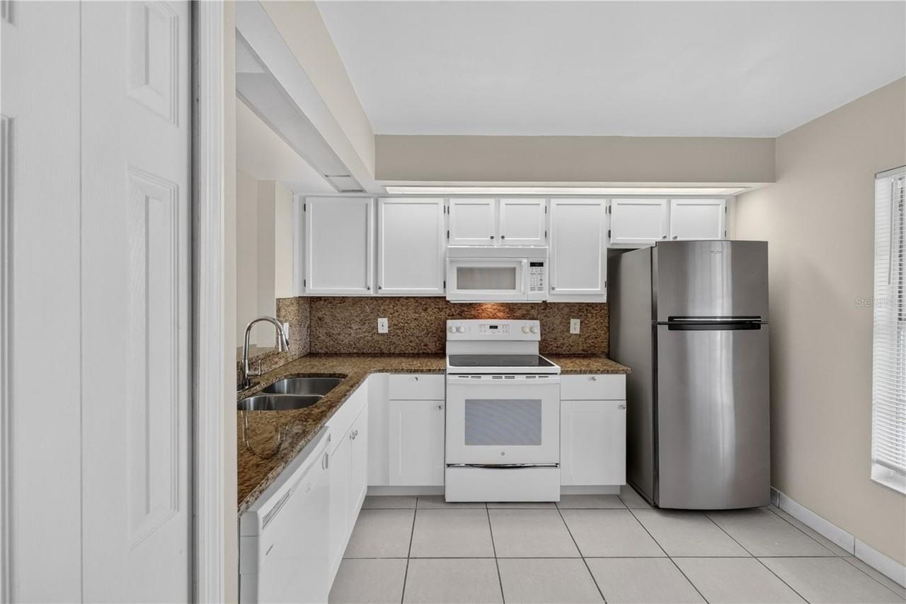 13829 Timberland Dr #101 - Photo 6 of 41
