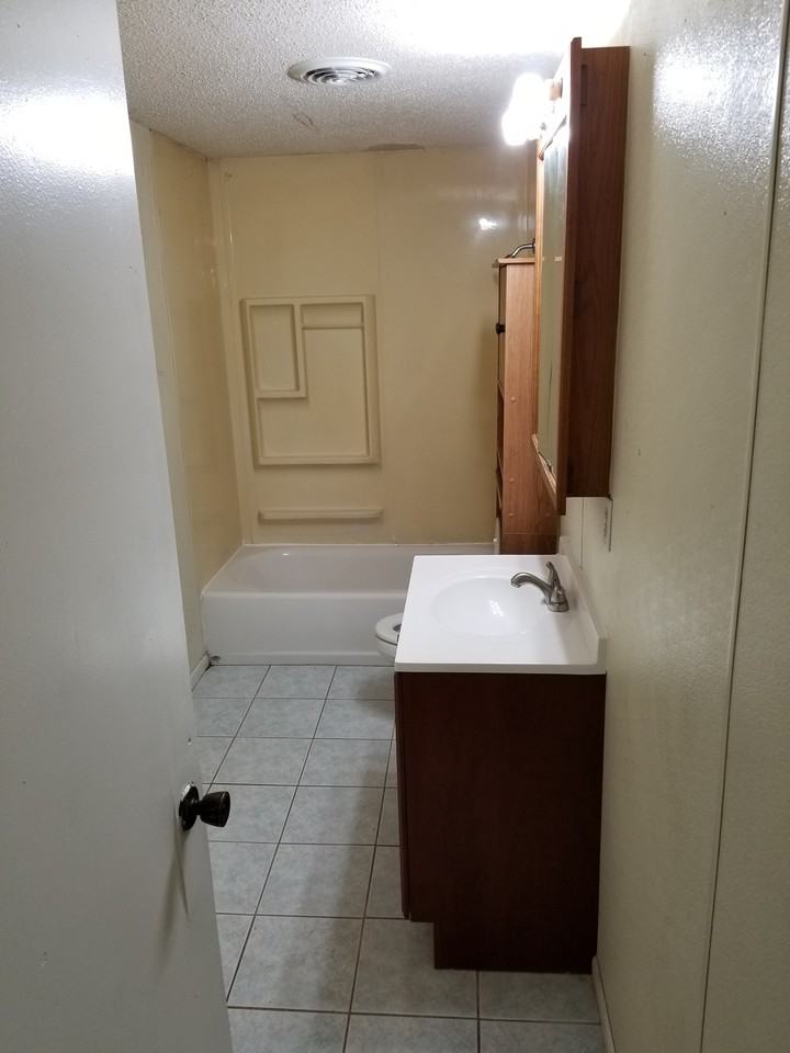 6225 11th St E #6225 - Photo 2 of 22