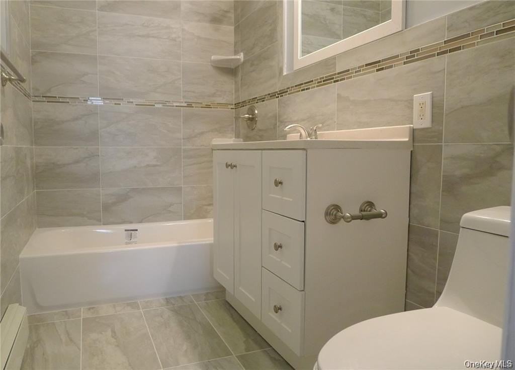 156 Truman Ave #1stFL - Photo 7 of 16