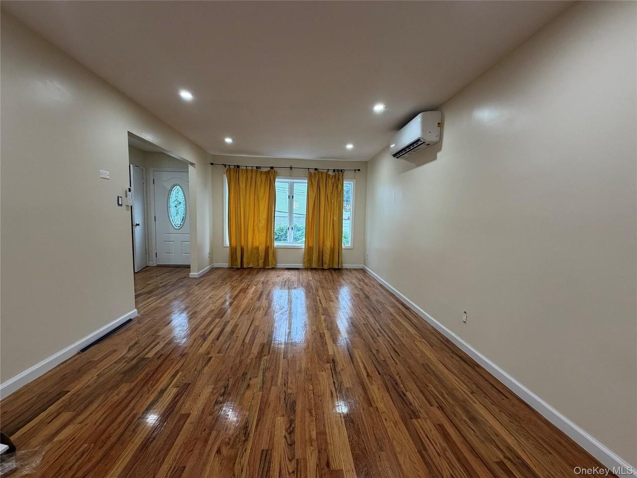 4 Gerri Ln - Photo 3 of 11