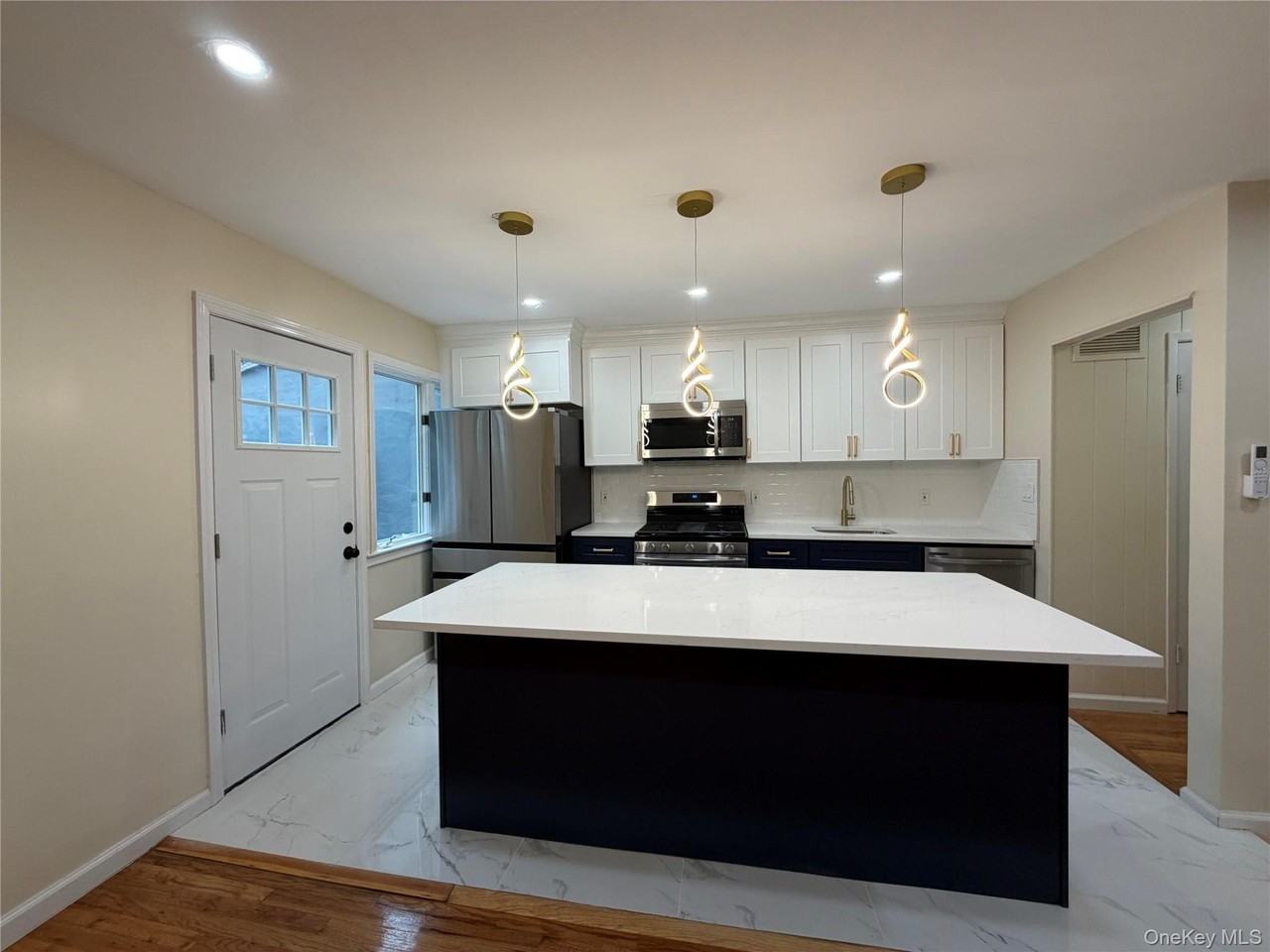 4 Gerri Ln - Photo 5 of 11