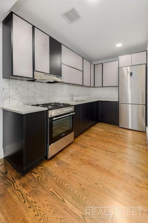98 Himrod St - Photo 3 of 10