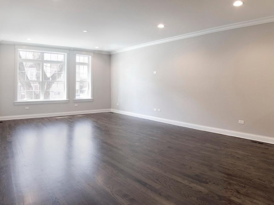 4113 N Western Ave - Photo 2 of 9