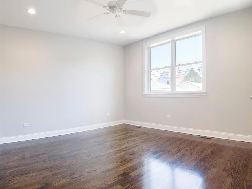 4113 N Western Ave - Photo 6 of 9