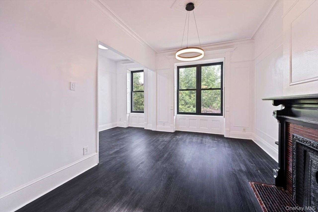 736 Halsey St #3 - Photo 2 of 8