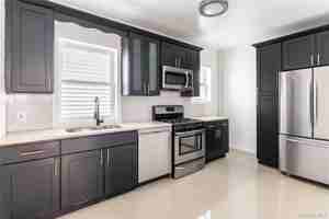 featured image of 52 Adrian Ave #2