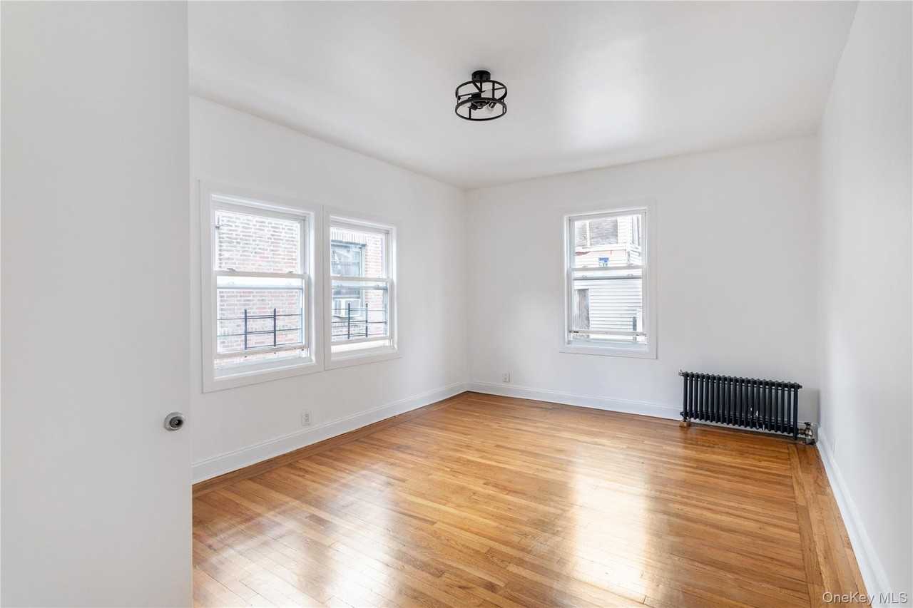 52 Adrian Ave #2 - Photo 5 of 20
