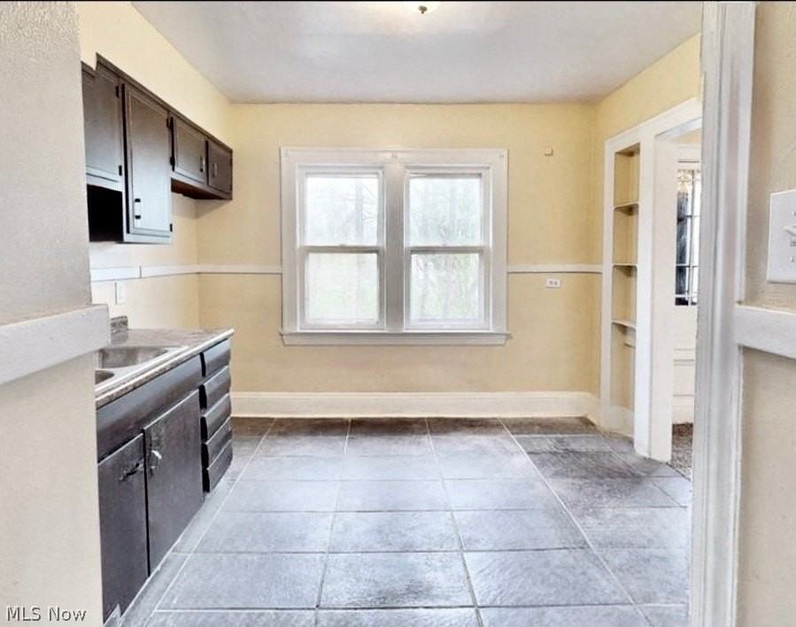 3045 E 130th St #2UP - Photo 5 of 11