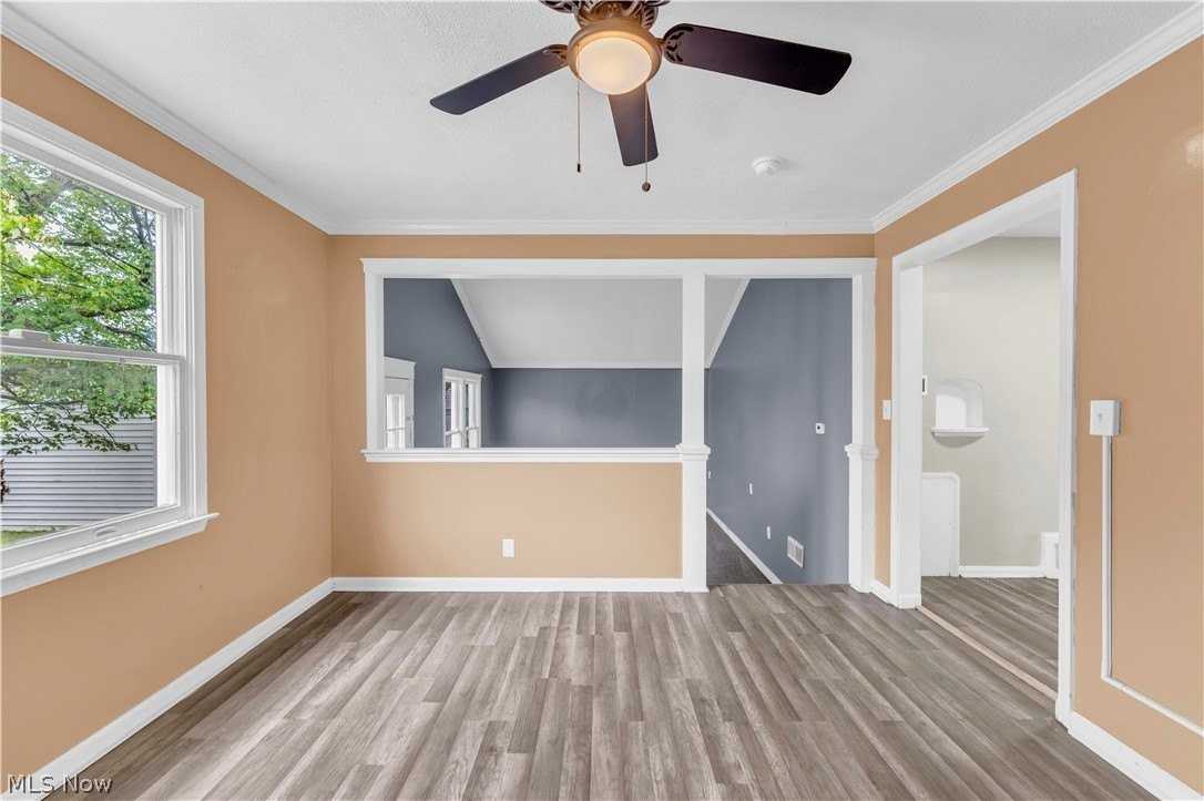 15901 Edgewood Ave - Photo 7 of 29