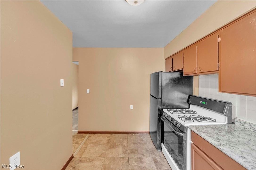 1143 Santee Ave #2-1143 - Photo 6 of 13