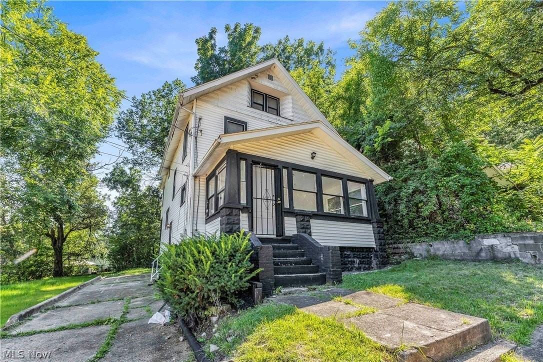 712 Roselle Ave #ADN - Photo 2 of 18