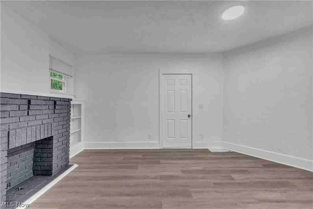 712 Roselle Ave #ADN - Photo 3 of 18