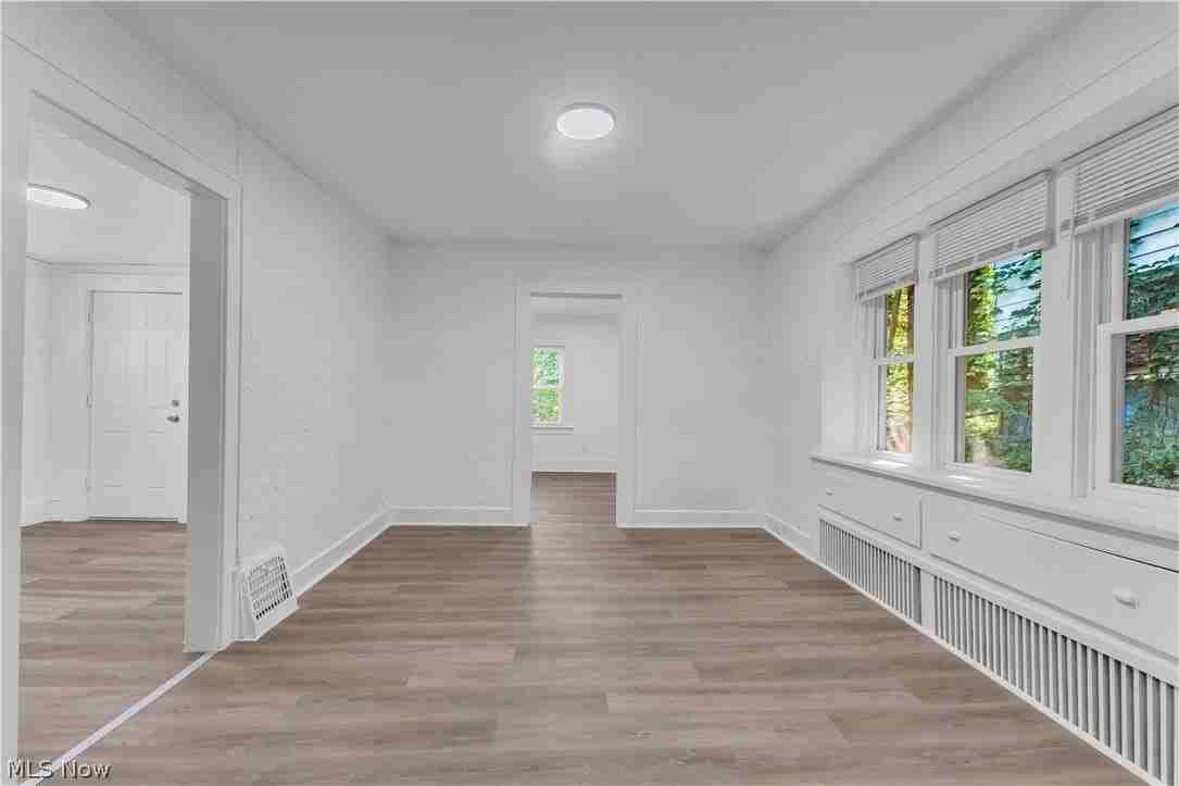 712 Roselle Ave #ADN - Photo 6 of 18