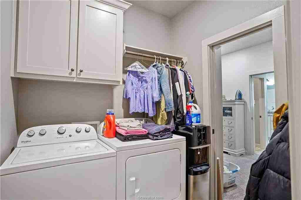 2711 Talsworth Dr - Photo 6 of 21