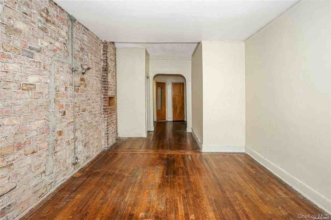 363 3rd Ave - Photo 5 of 6
