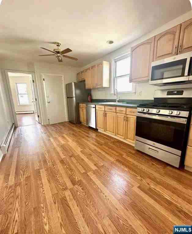 224 Pierre Ave #2 - Photo 3 of 12