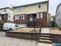 544 6th St #2ndFL - Photo 1 of 1