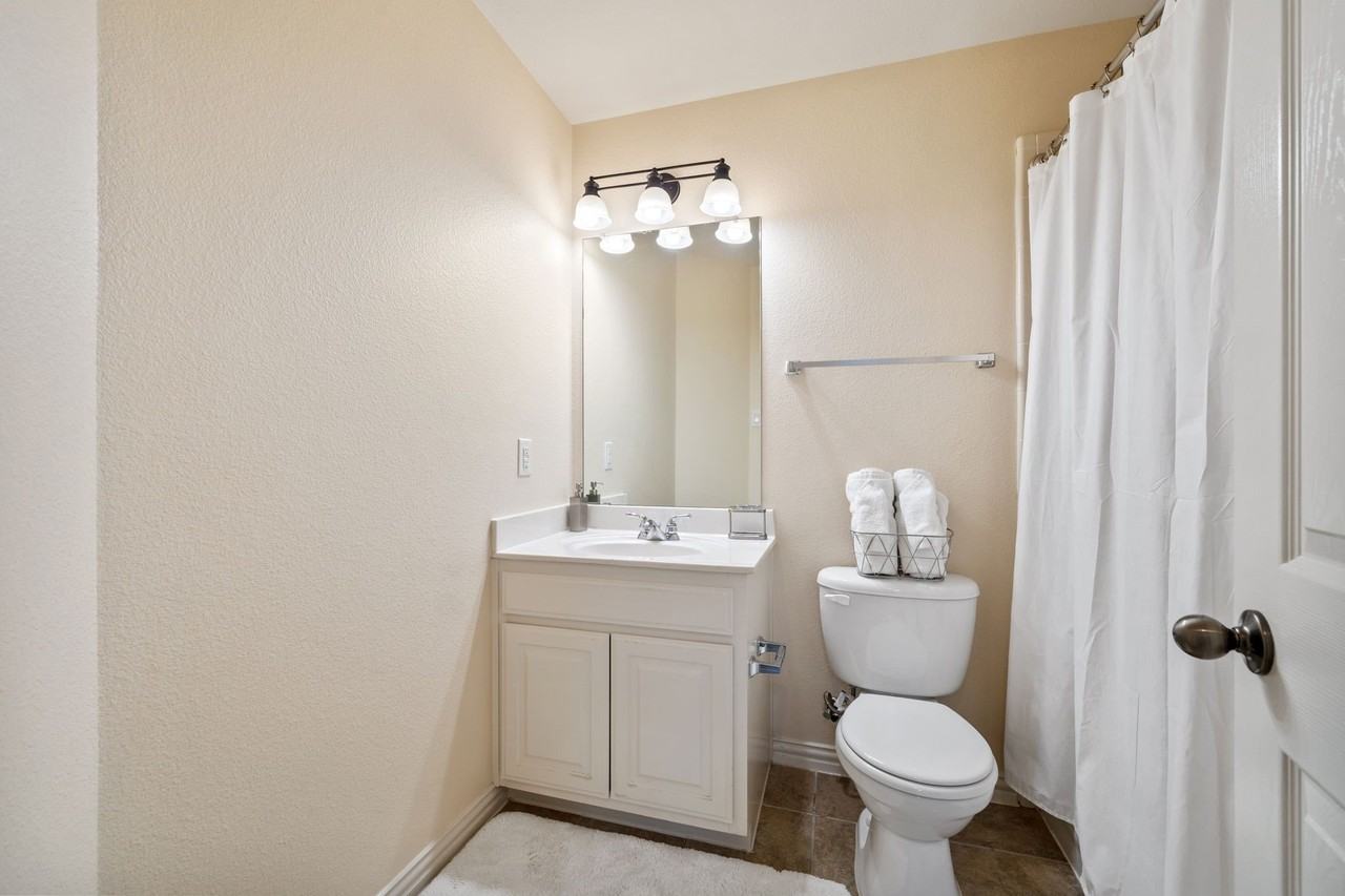 2653 Whispering Trl - Photo 7 of 33