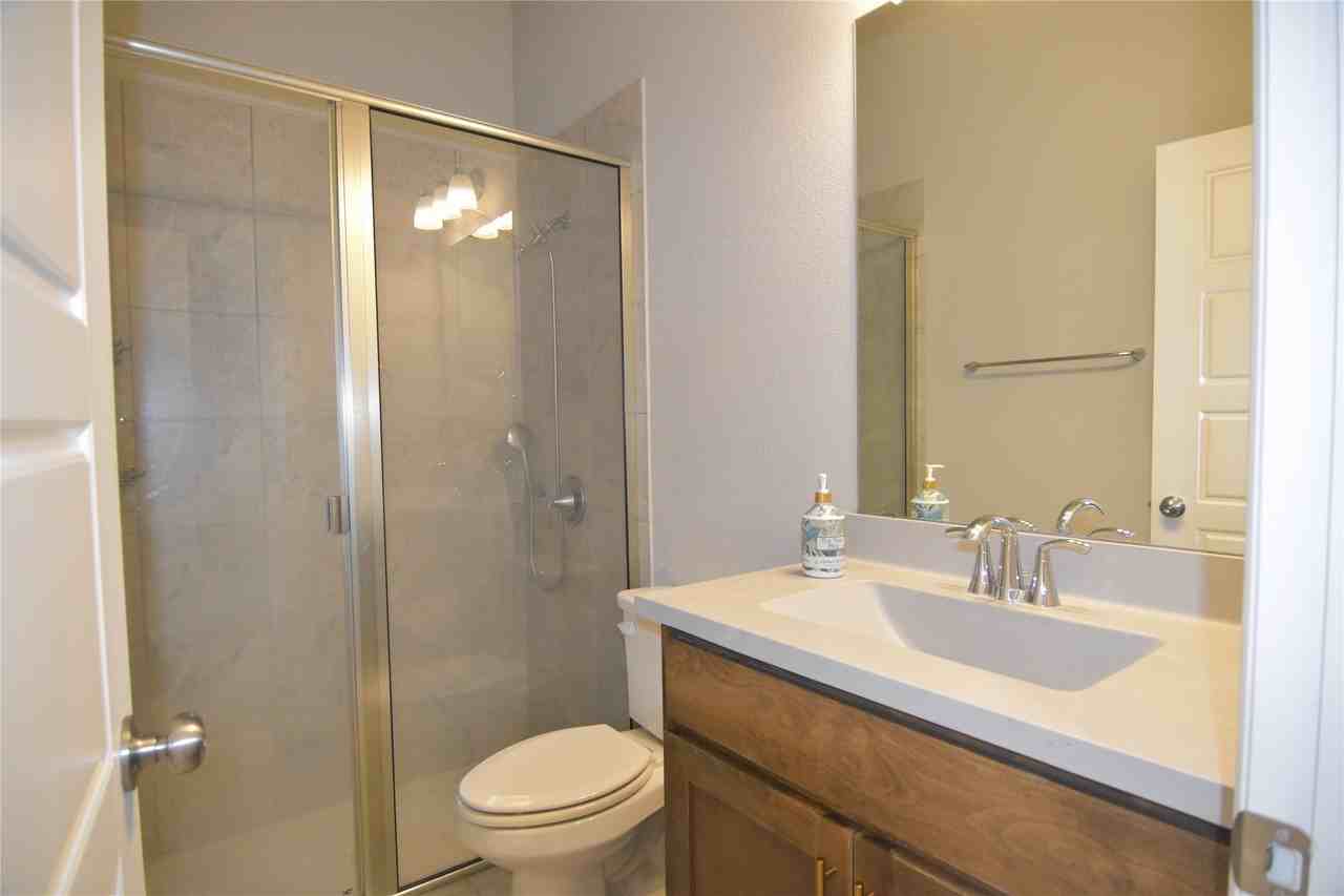 2900 Bluff Creek Dr - Photo 7 of 29
