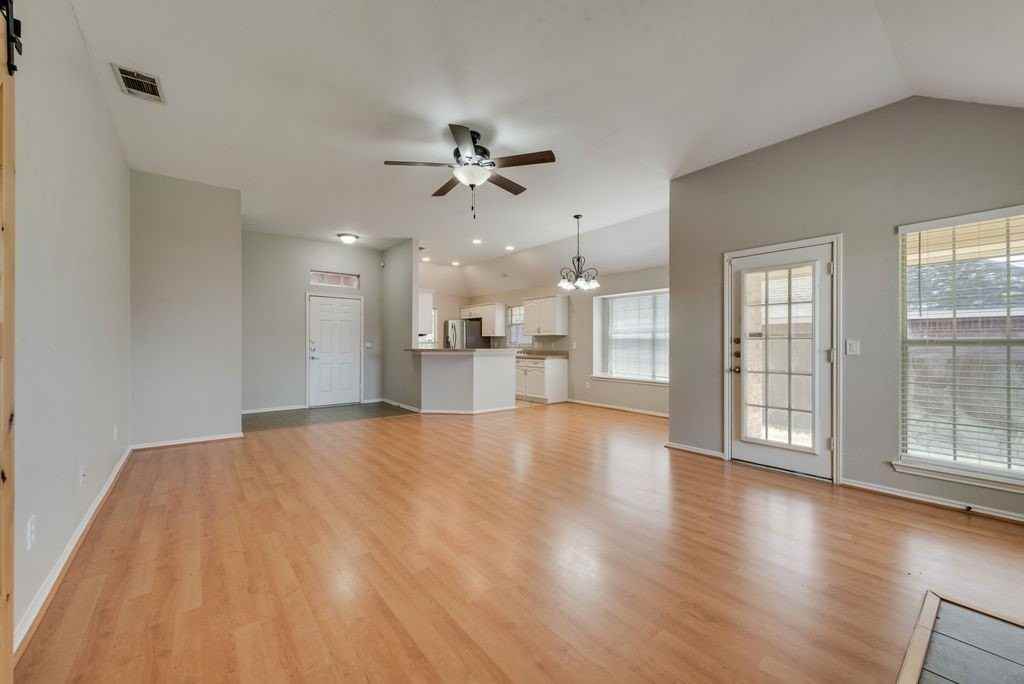 7581 Lancelot Rd - Photo 5 of 20