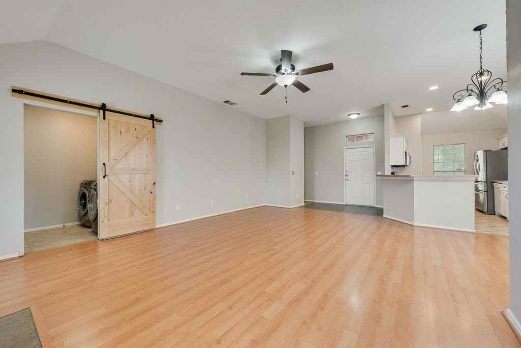7581 Lancelot Rd - Photo 6 of 20