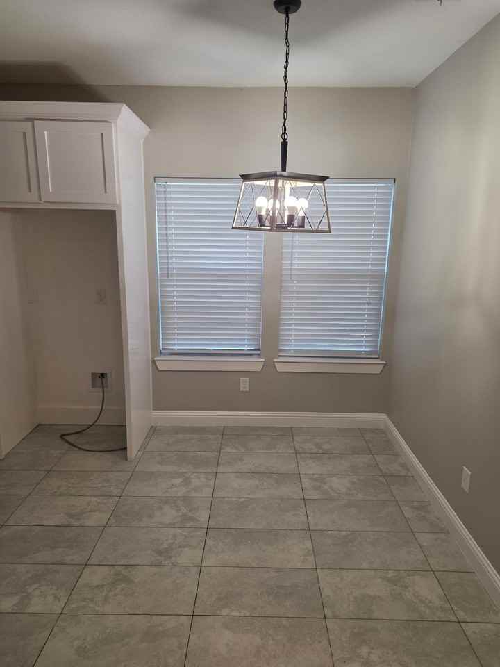 1103 E 12th Ave - Photo 4 of 17