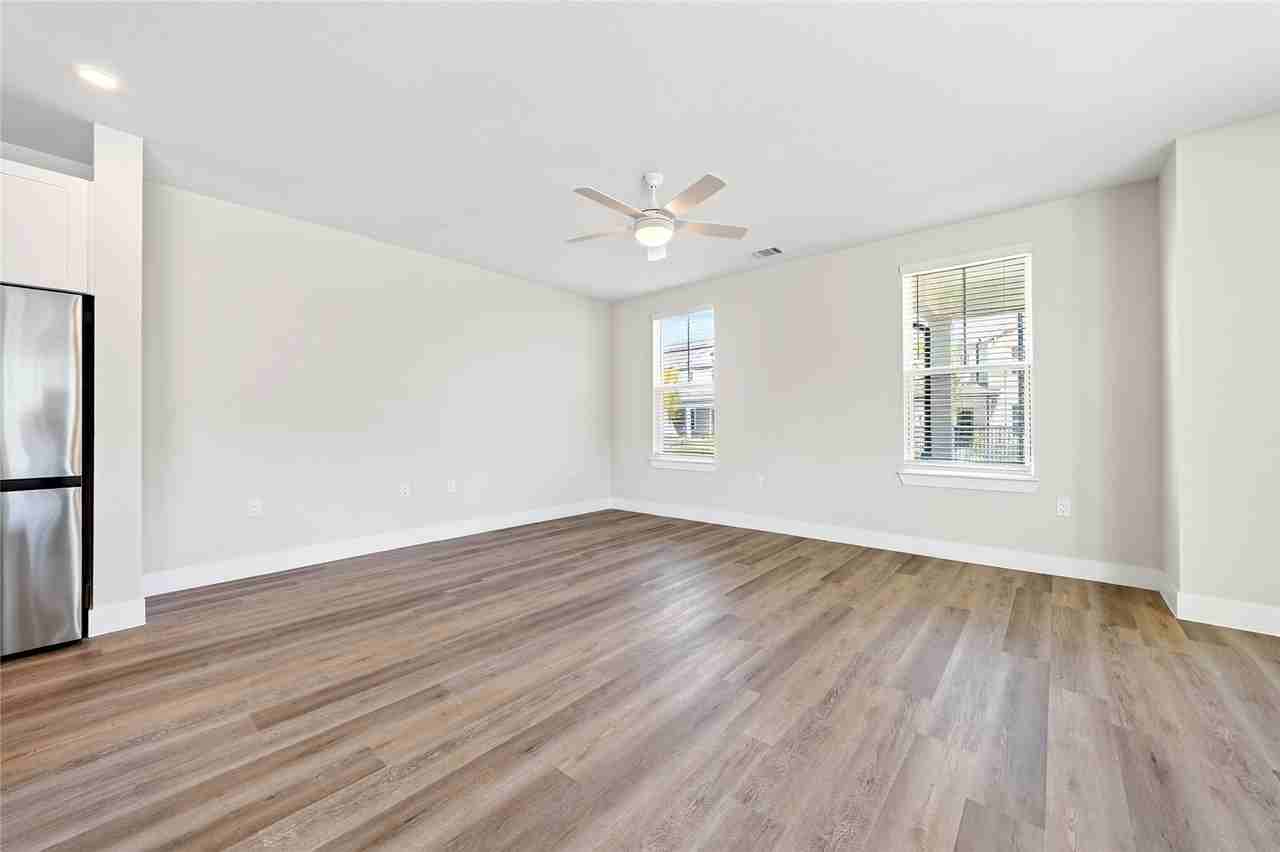 2902 Serenity Dr - Photo 7 of 40