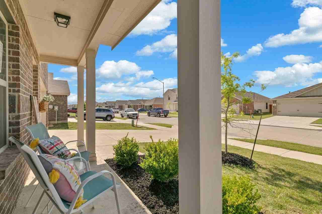 448 Blue Crow Ln - Photo 4 of 30