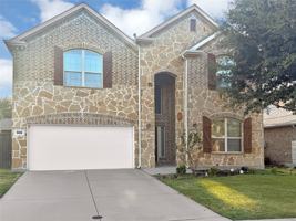 featured image of 909 Blanco Ln