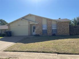 7533 Parkwood Ln - Photo 1 of 1