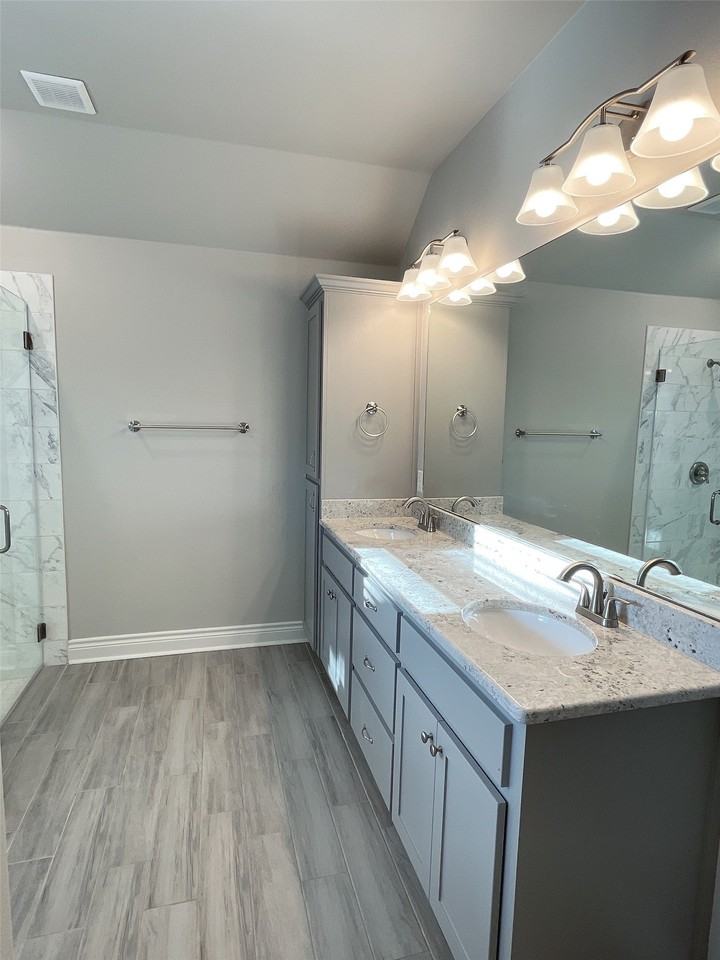 1008 Eva Dr - Photo 7 of 11