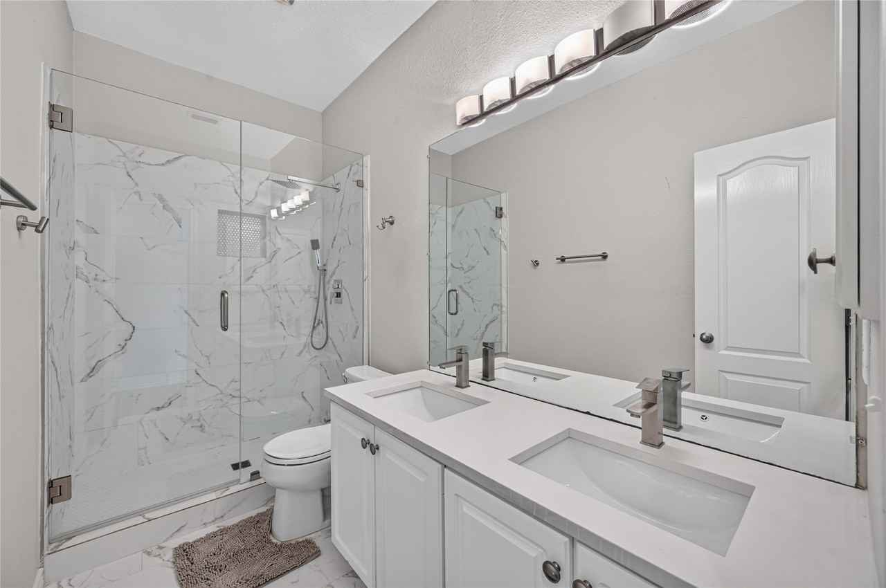 423 Halifax Dr - Photo 7 of 18