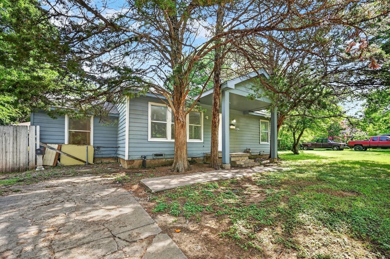 8323 Lapanto Ln - Photo 2 of 25