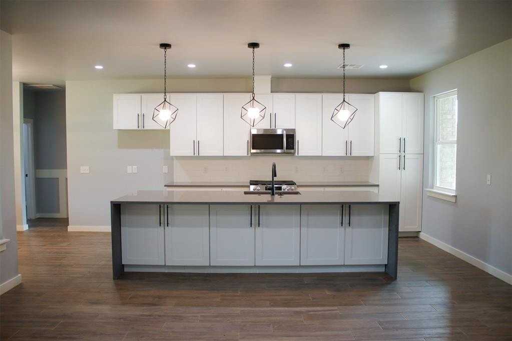 1716 Kalidy Dr - Photo 6 of 30